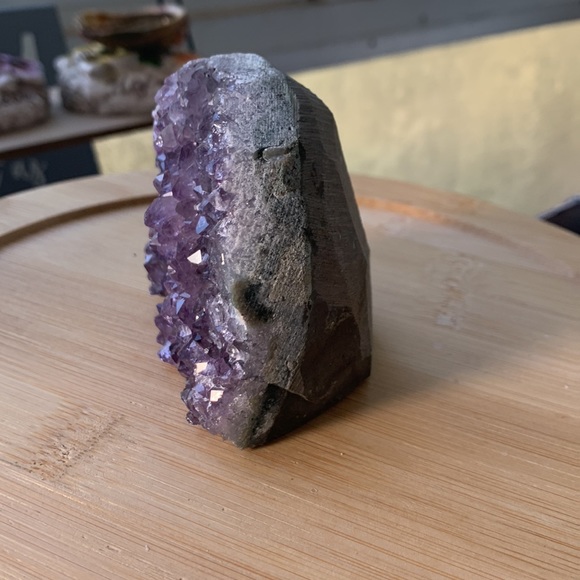 Beautiful amethyst free form - Picture 3 of 6